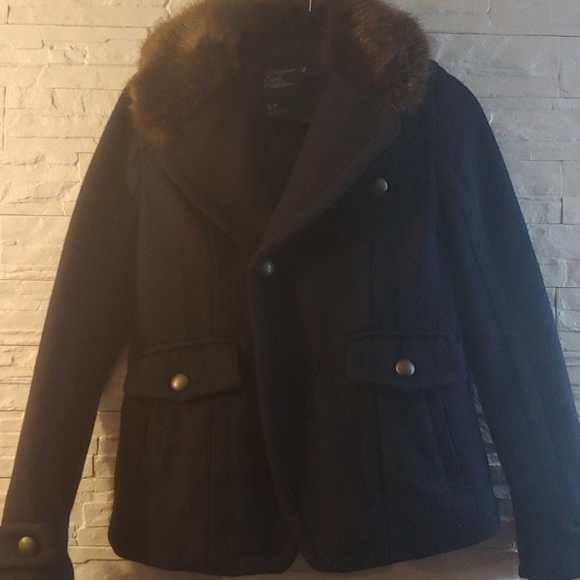 American Eagle Winter Jacket - Picture 1 of 8